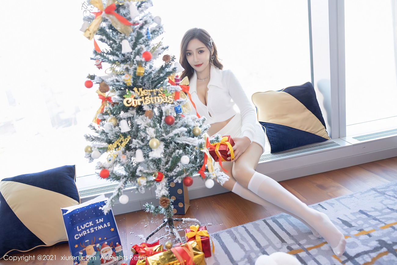 图片[42]-[XIUREN秀人网]2021.12.20 No.4359 王馨瑶[81+1P] – 速更版-美库