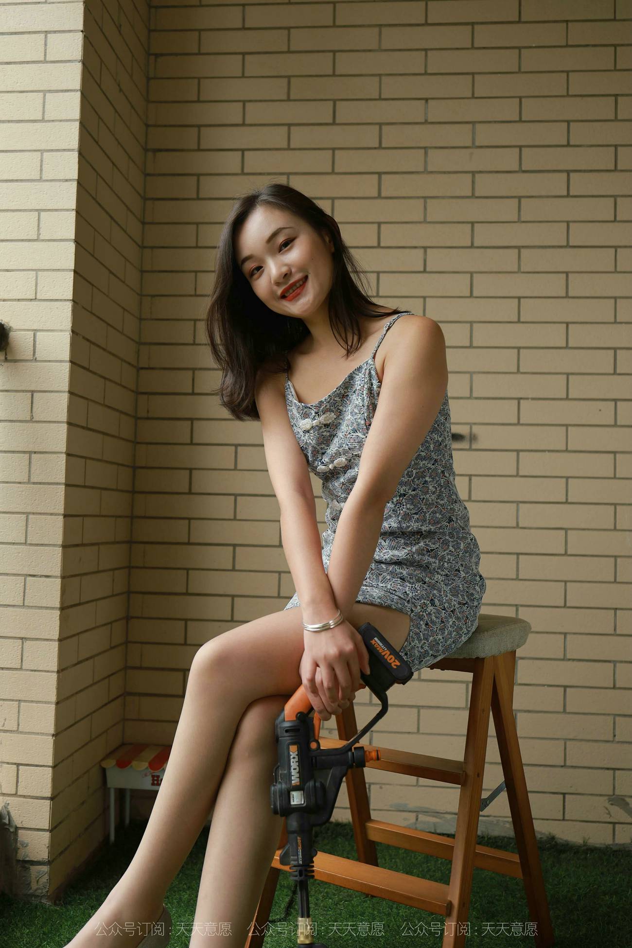 图片[14]-[IESS异思趣向] 2021.10.14 丝享家947：星星《碎花短裙》[77P] – 速更版-美库