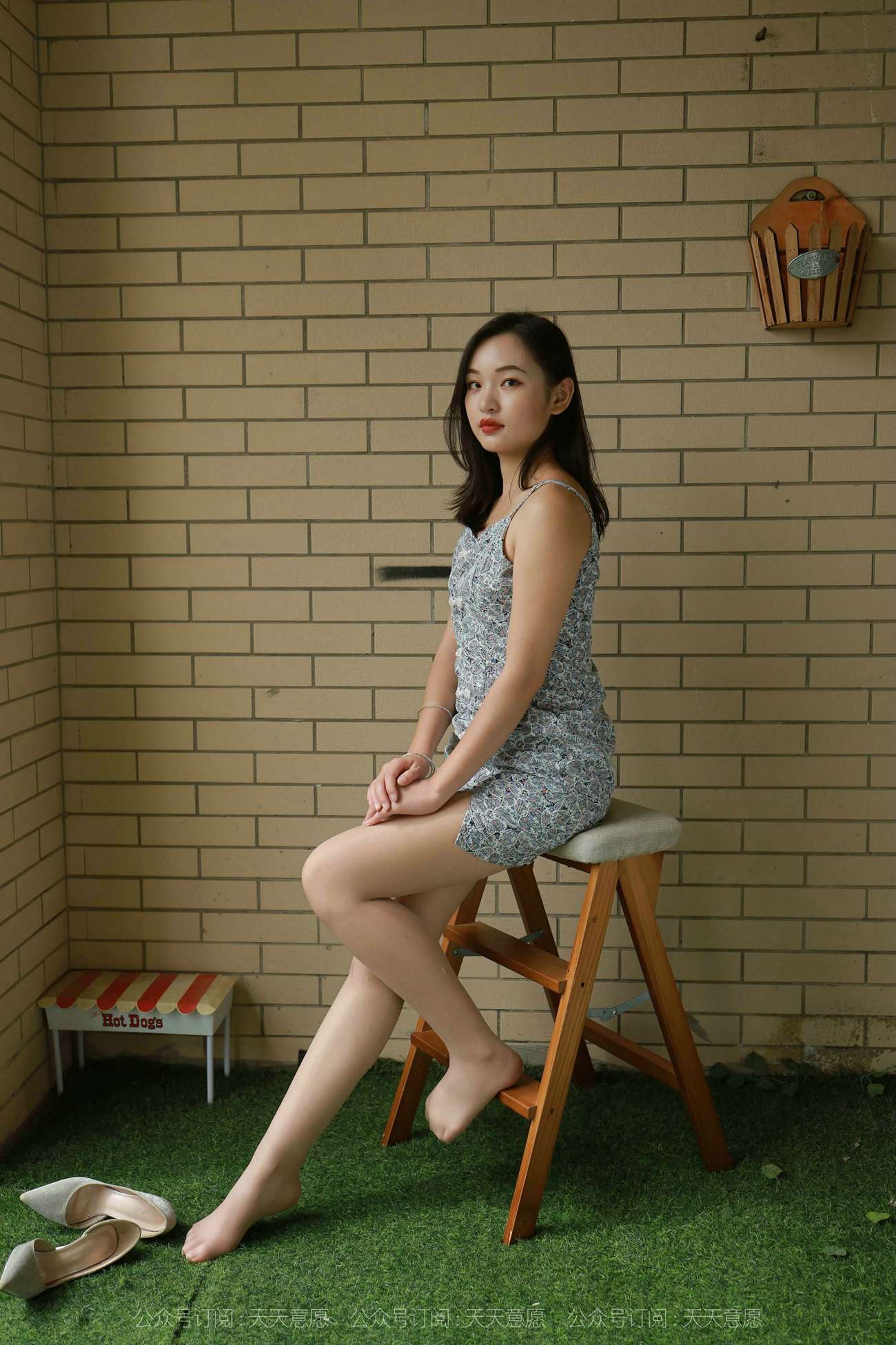 图片[57]-[IESS异思趣向] 2021.10.14 丝享家947：星星《碎花短裙》[77P] – 速更版-美库