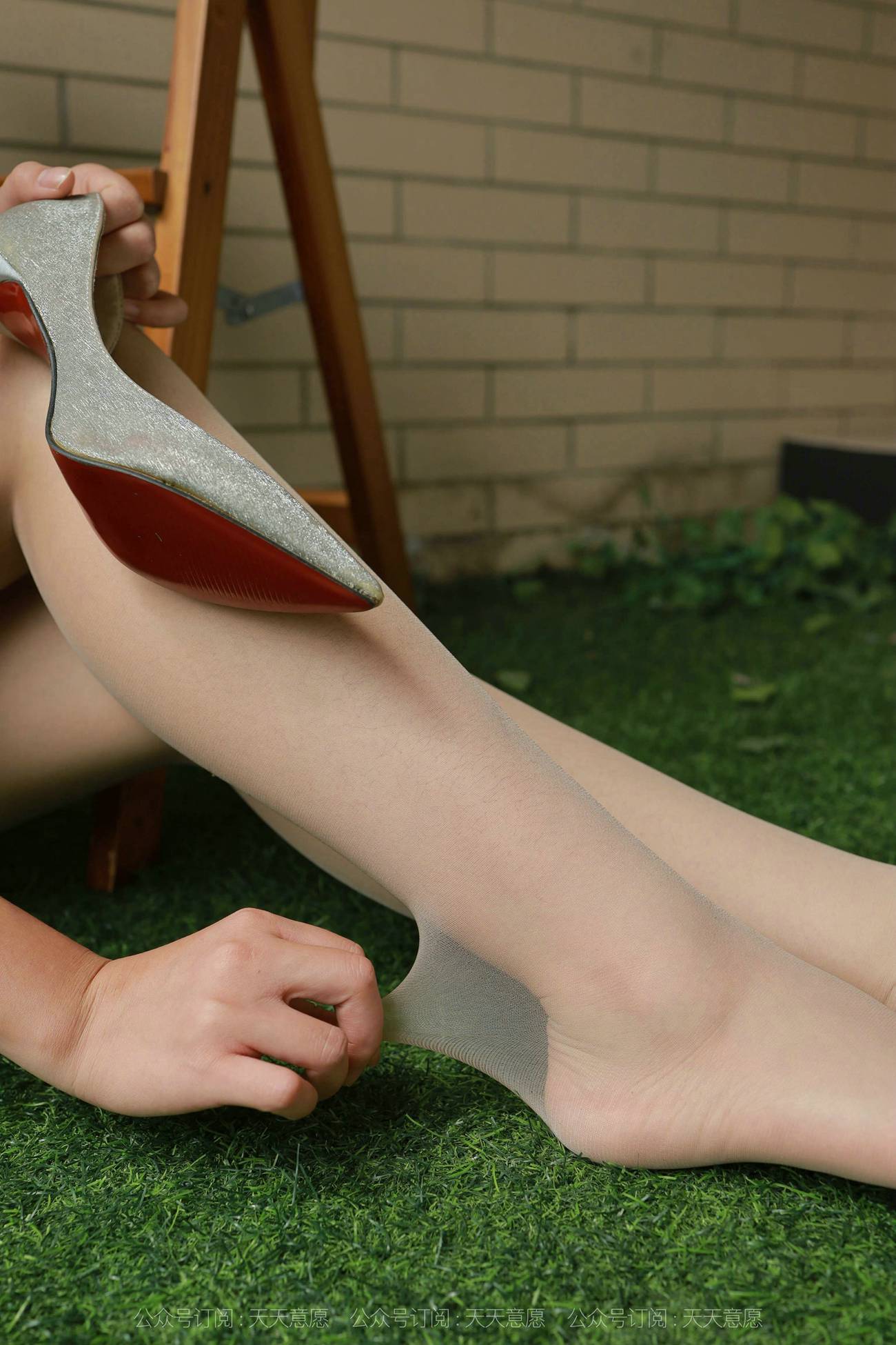 图片[64]-[IESS异思趣向] 2021.10.14 丝享家947：星星《碎花短裙》[77P] – 速更版-美库