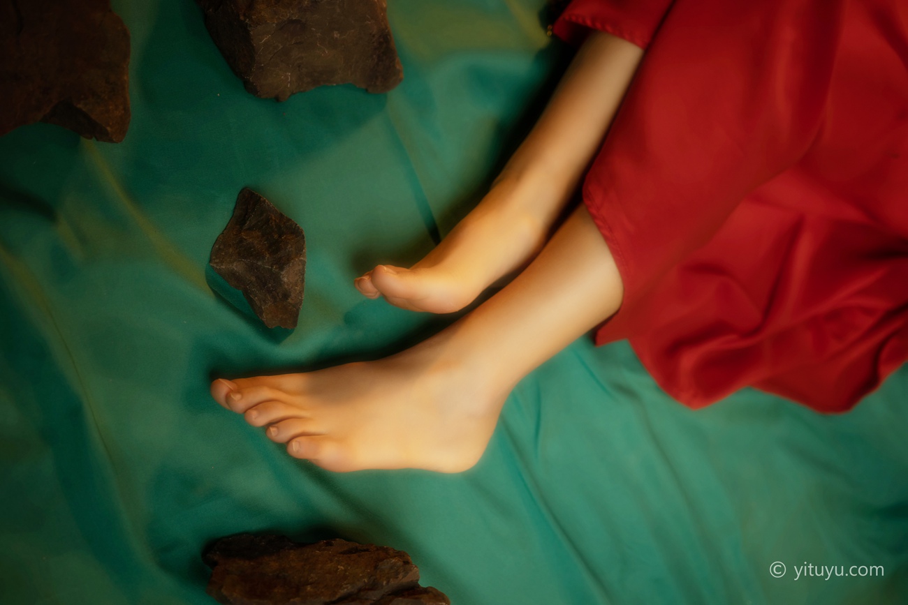 图片[21]-[YITUYU艺图语] 2021.05.24 红装 娇娇 [35P] – 速更版-美库