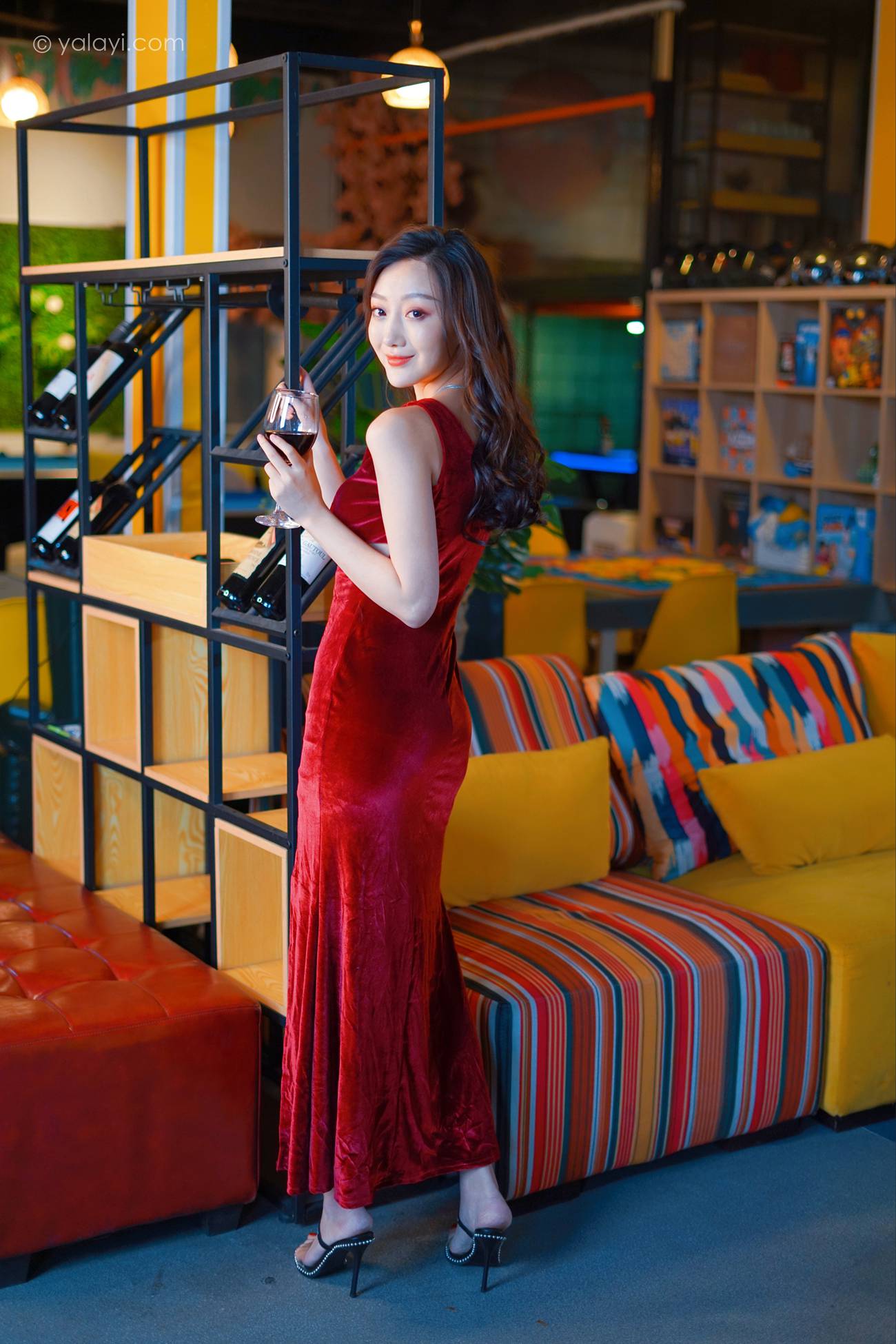 图片[26]-[YALAYI雅拉伊] 2021.12.16 NO.877 美仁一笑也倾城 蕊思[47P] – 速更版-美库