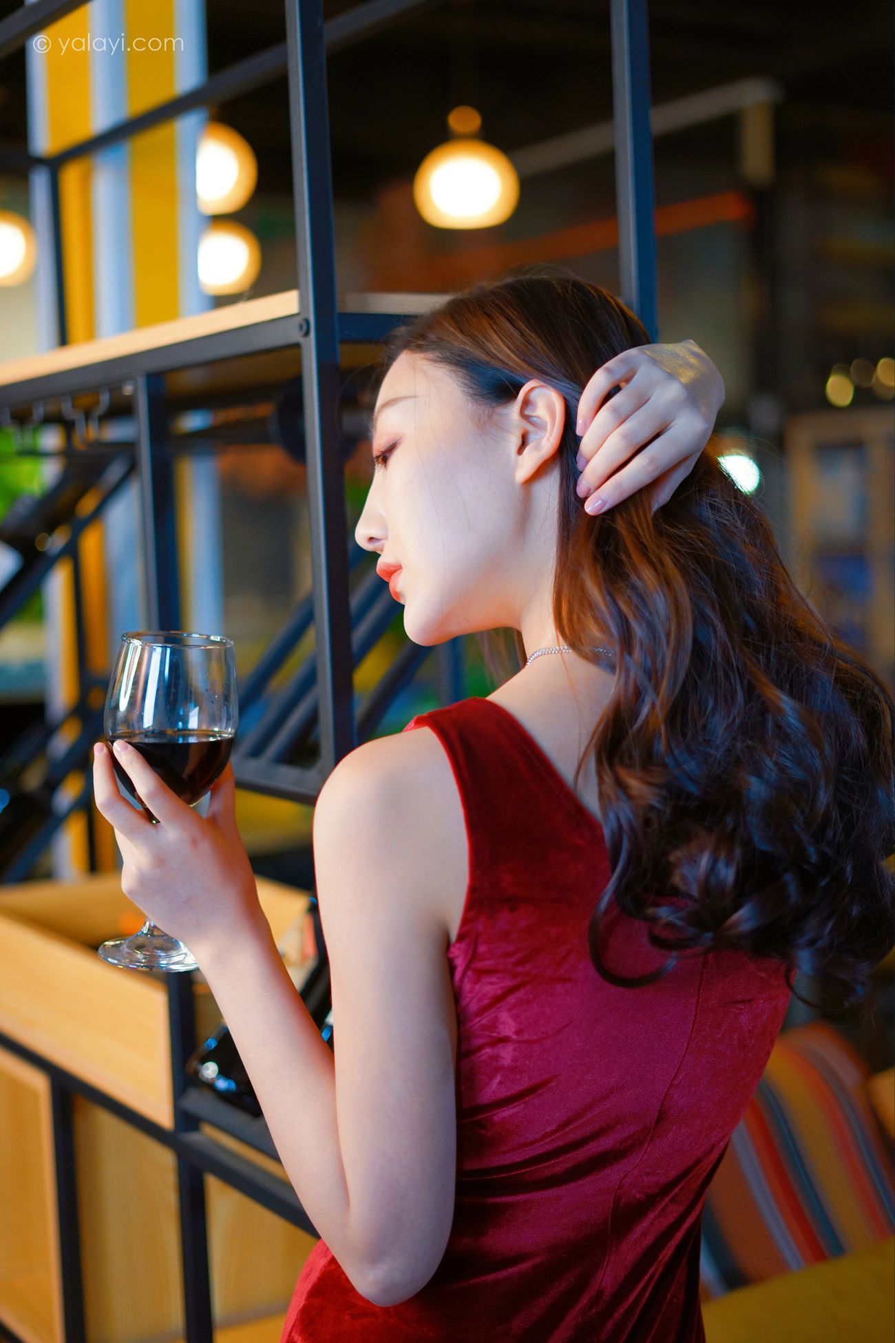 图片[35]-[YALAYI雅拉伊] 2021.12.16 NO.877 美仁一笑也倾城 蕊思[47P] – 速更版-美库