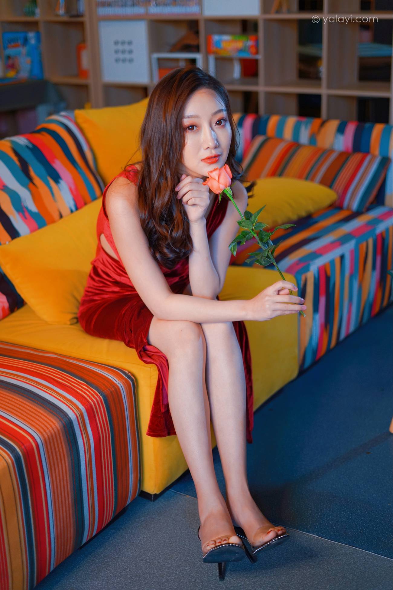 图片[37]-[YALAYI雅拉伊] 2021.12.16 NO.877 美仁一笑也倾城 蕊思[47P] – 速更版-美库