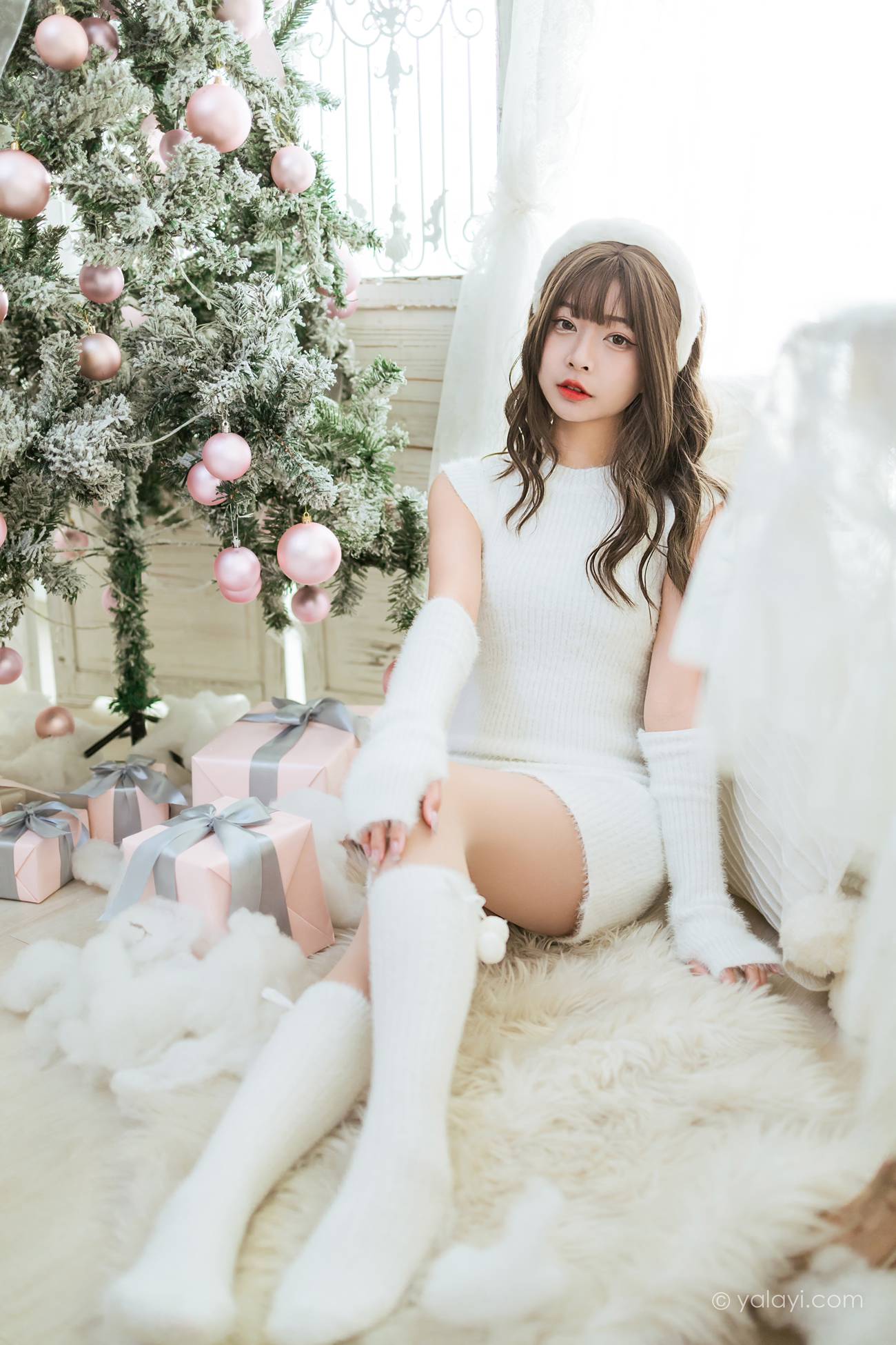 图片[12]-[YALAYI雅拉伊] 2021.12.17 NO.878 圣诞礼物 阿禾[47P452MB] – 速更版-美库