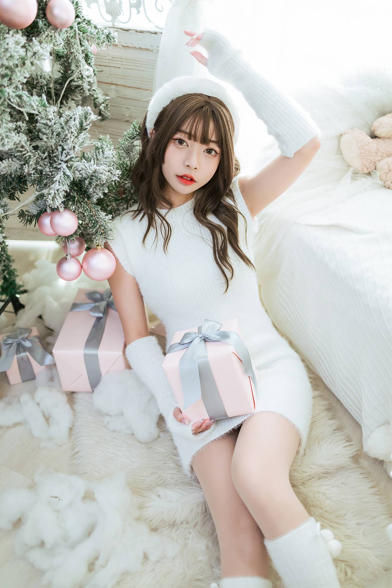 图片[17]-[YALAYI雅拉伊] 2021.12.17 NO.878 圣诞礼物 阿禾[47P452MB] – 速更版-美库