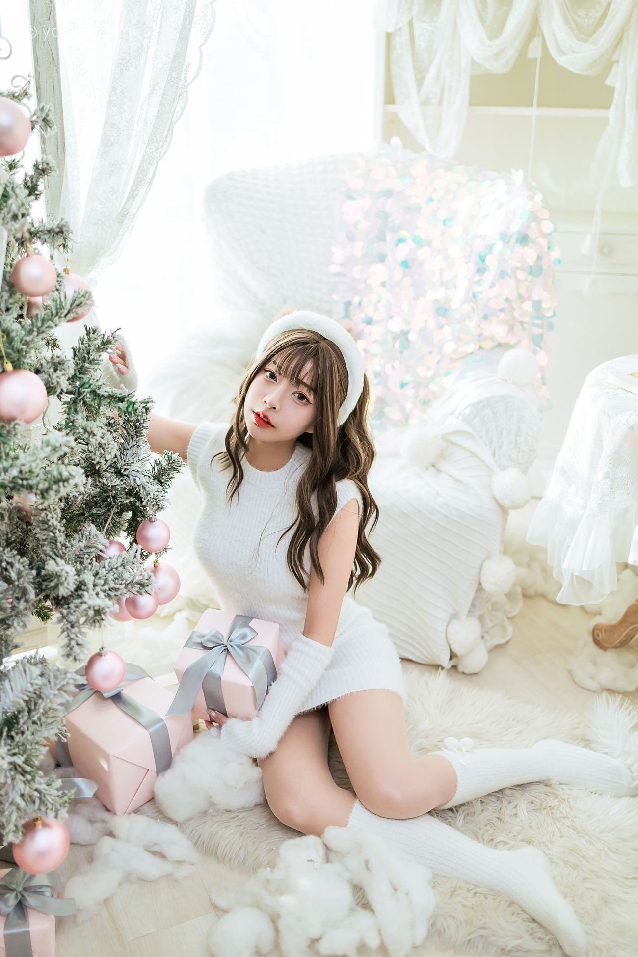 图片[43]-[YALAYI雅拉伊] 2021.12.17 NO.878 圣诞礼物 阿禾[47P452MB] – 速更版-美库