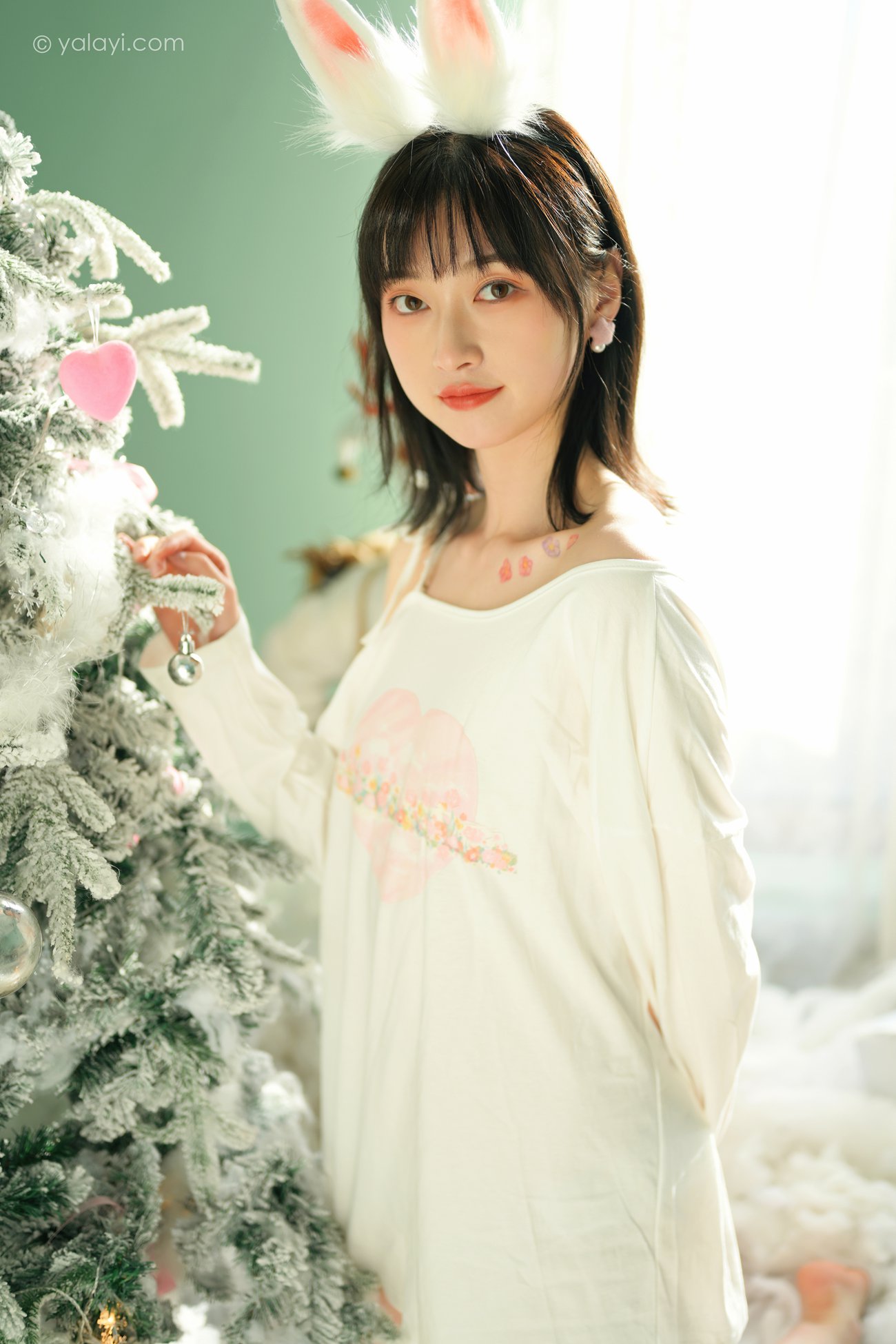 图片[41]-[YALAYI雅拉伊] 2021.12.31 No.884 迎新 京京 [39P516MB] – 速更版-美库