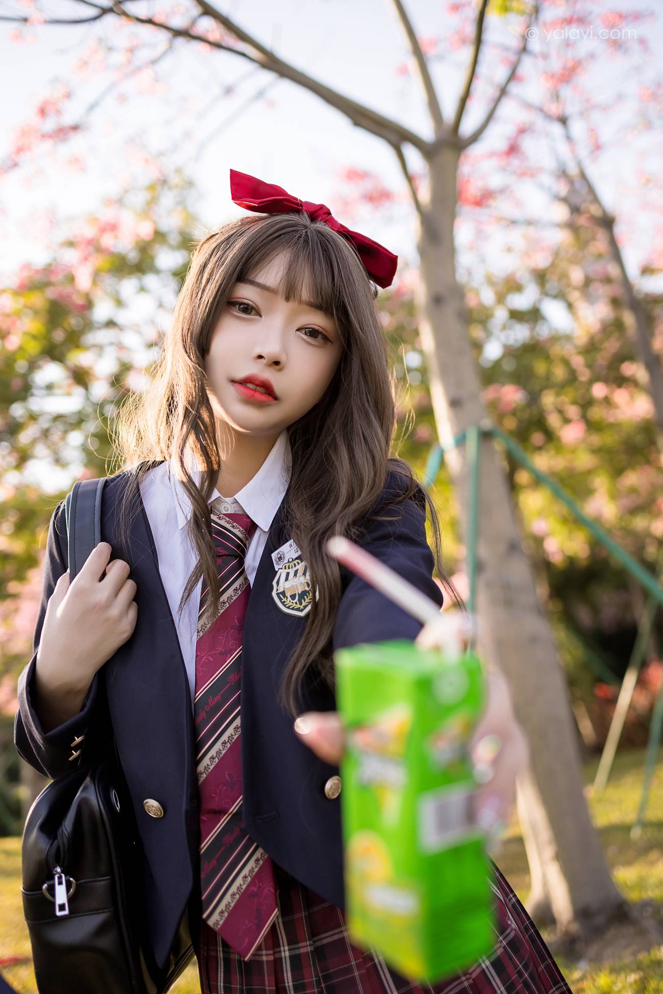 图片[15]-[YALAYI雅拉伊] 2022.01.03 No.885 最美的青春 阿禾 [40P] – 速更版-美库