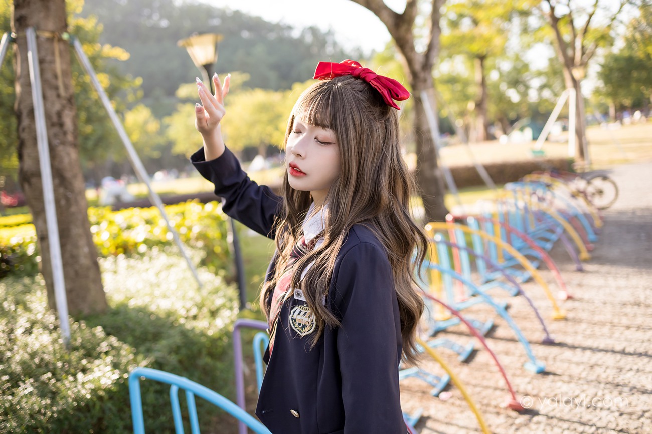 图片[38]-[YALAYI雅拉伊] 2022.01.03 No.885 最美的青春 阿禾 [40P] – 速更版-美库