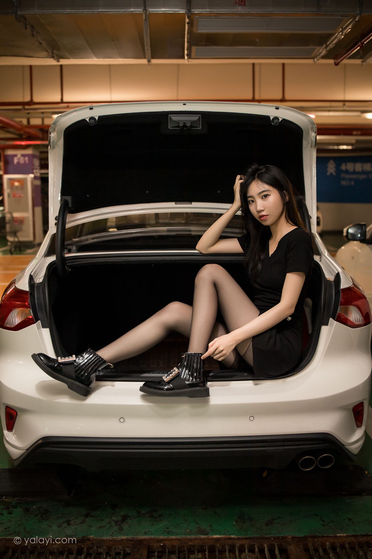 图片[17]-[YALAYI雅拉伊] 2022.01.10 No.887 梦见前女友 小乔 [41P] – 速更版-美库