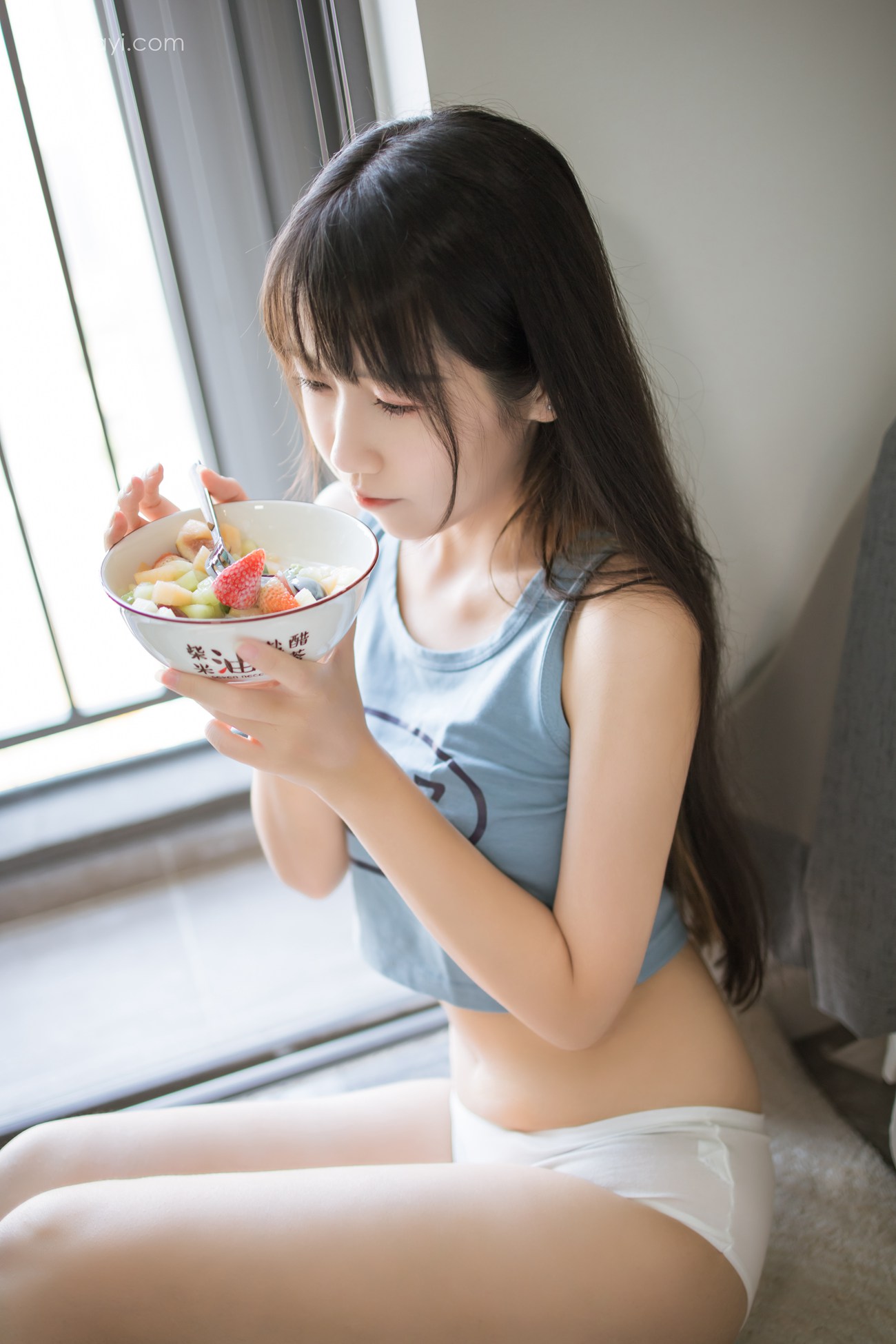 图片[16]-[YALAYI雅拉伊] 2022.02.09 NO.894 闲居在家 弈思[50P455MB] – 速更版-美库