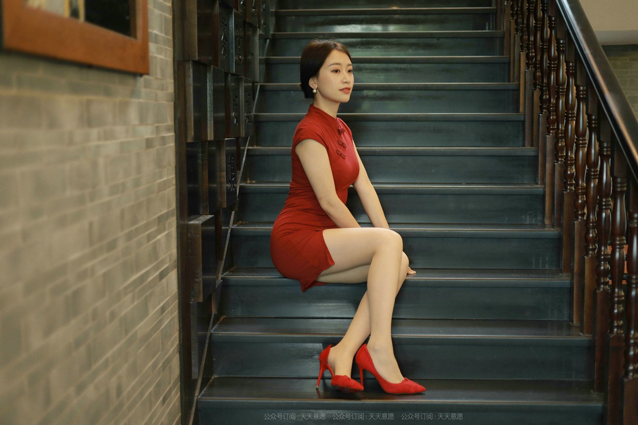 图片[28]-[IESS异思趣向] 2021.10.15 丝享家948：小婕《红色旗袍》[90P] – 速更版-美库