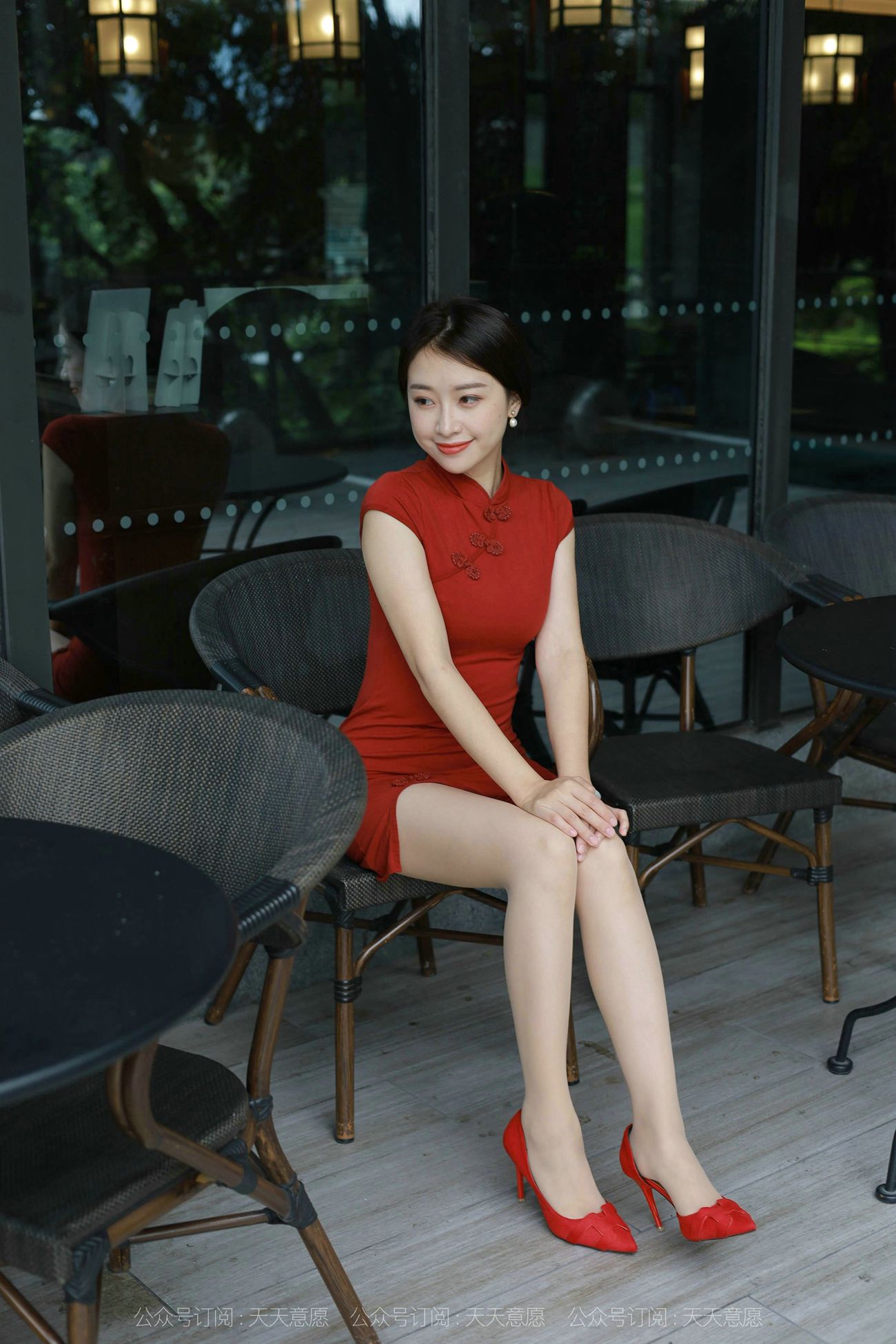 图片[51]-[IESS异思趣向] 2021.10.15 丝享家948：小婕《红色旗袍》[90P] – 速更版-美库