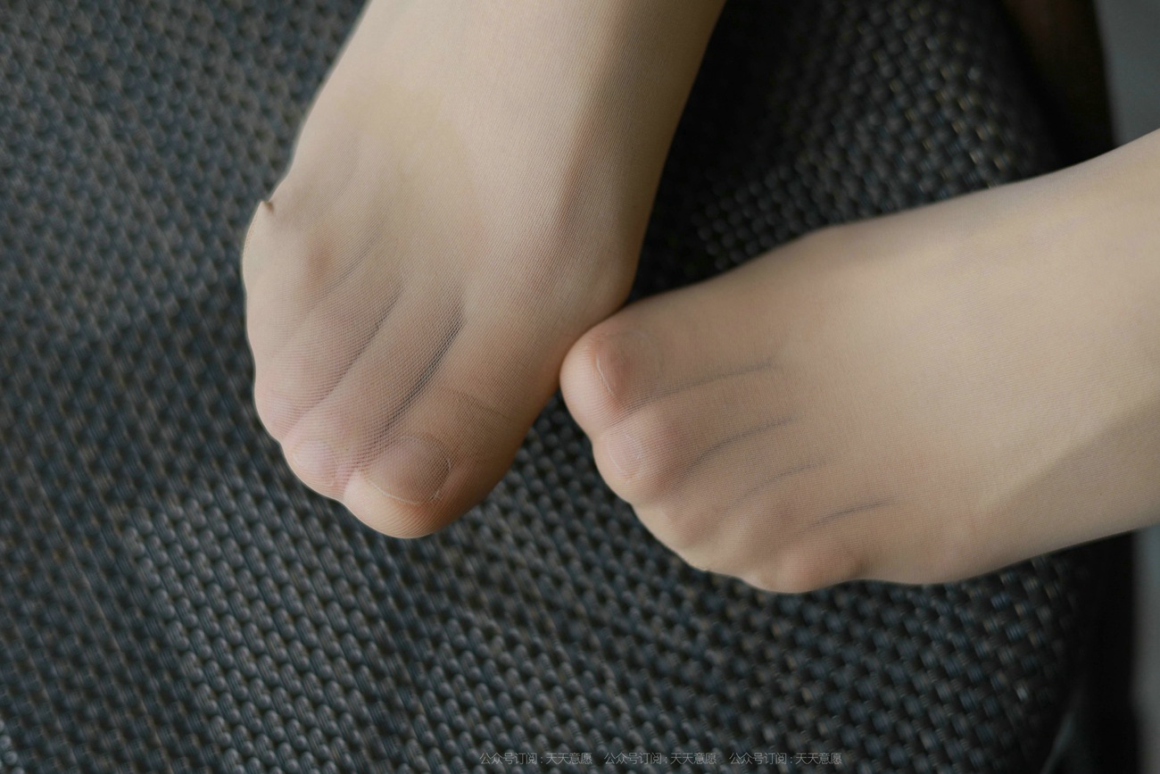 图片[74]-[IESS异思趣向] 2021.10.15 丝享家948：小婕《红色旗袍》[90P] – 速更版-美库