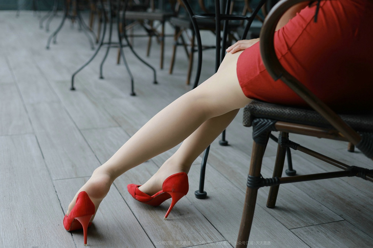 图片[77]-[IESS异思趣向] 2021.10.15 丝享家948：小婕《红色旗袍》[90P] – 速更版-美库