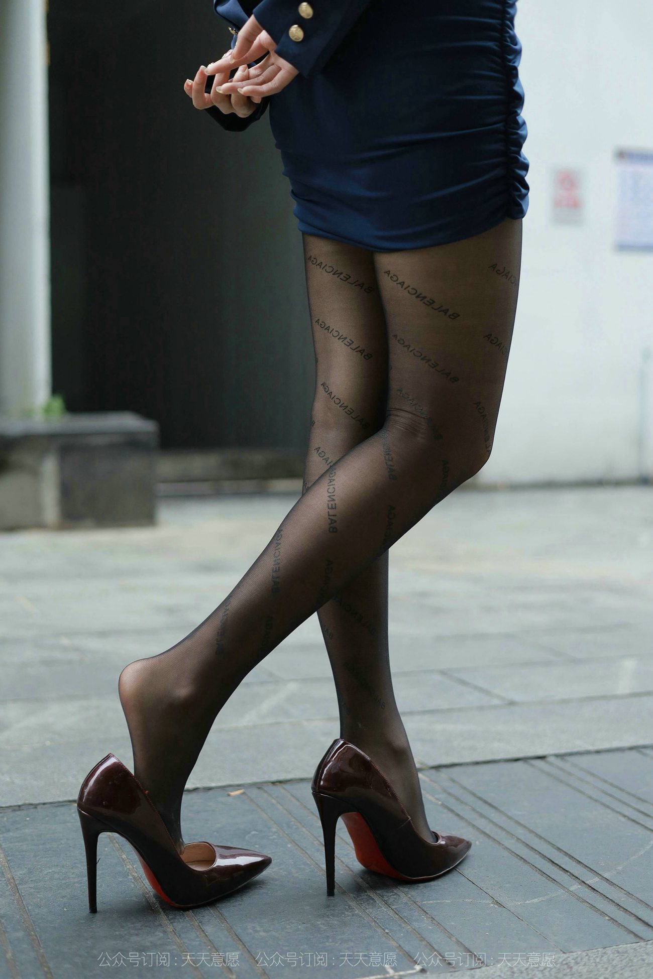 图片[65]-[IESS异思趣向] 2021.10.16 丝享家949：婉苹《OL姓感包臀裙》[132P] – 速更版-美库