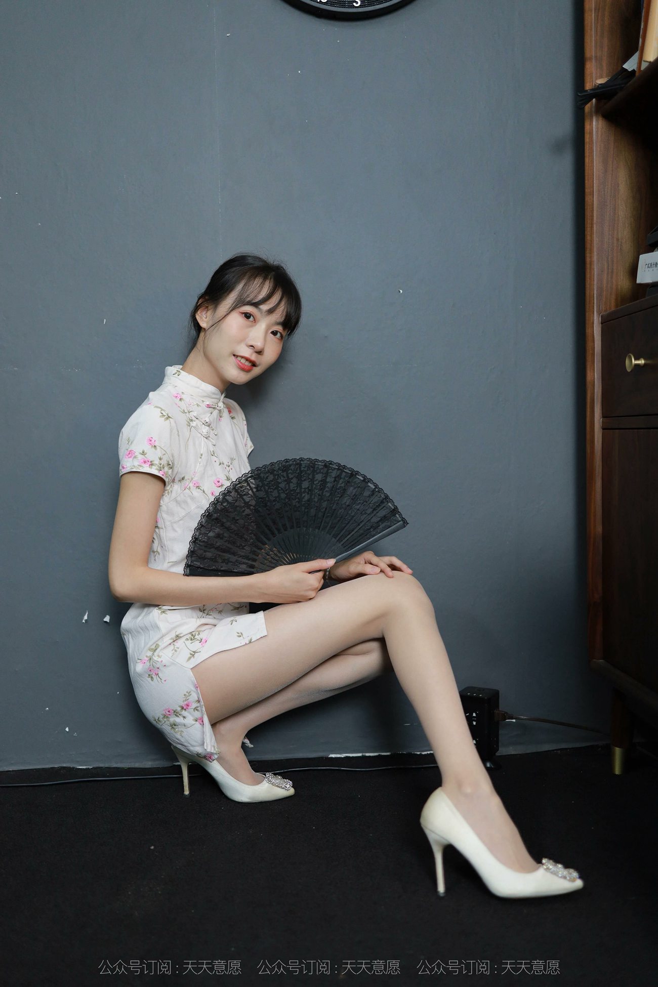 图片[56]-[IESS异思趣向] 耽丝 211107 团团的浅色旗袍 [94P] – 速更版-美库