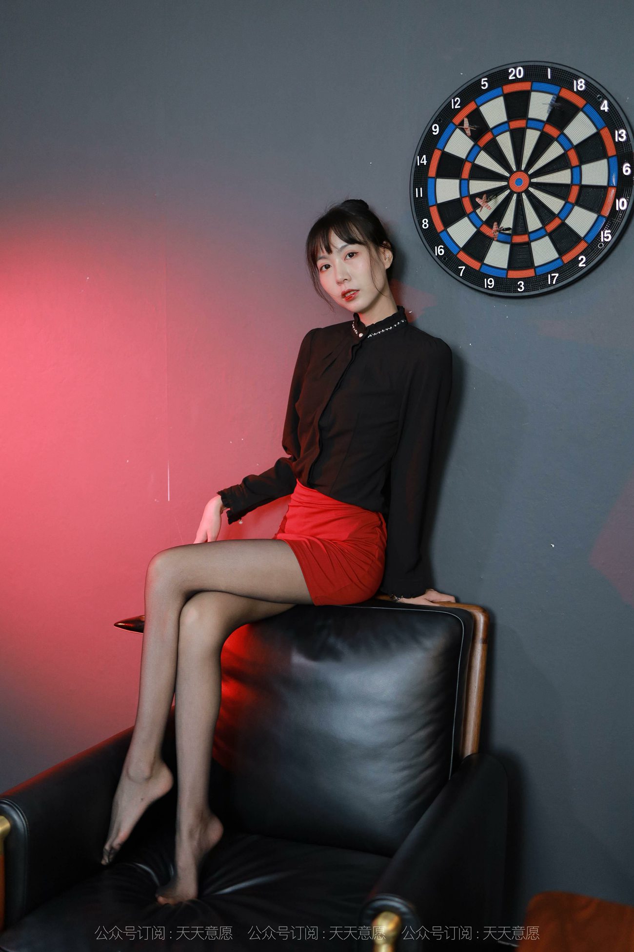 图片[31]-[IESS异思趣向] 耽丝 211112 团团的性感红黑职业装 [94P] – 速更版-美库