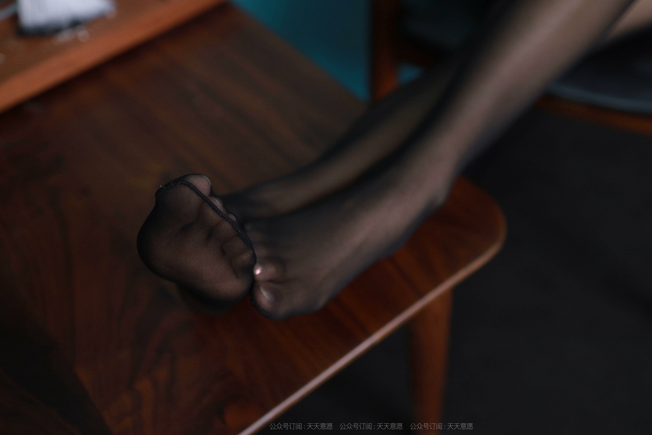 图片[34]-[IESS异思趣向] 耽丝 211114 婉苹的纸扇黑色旗袍 [91P] – 速更版-美库