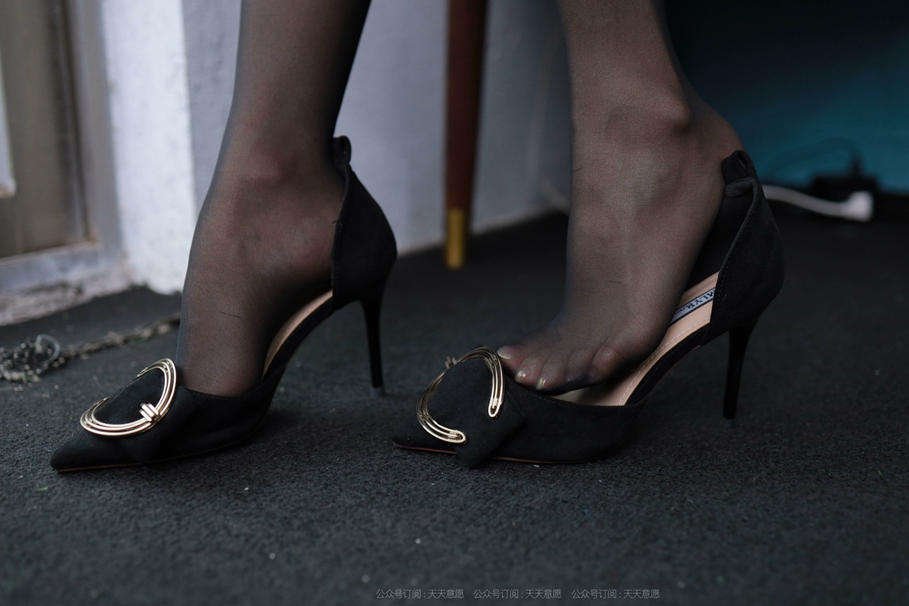 图片[47]-[IESS异思趣向] 耽丝 211114 婉苹的纸扇黑色旗袍 [91P] – 速更版-美库