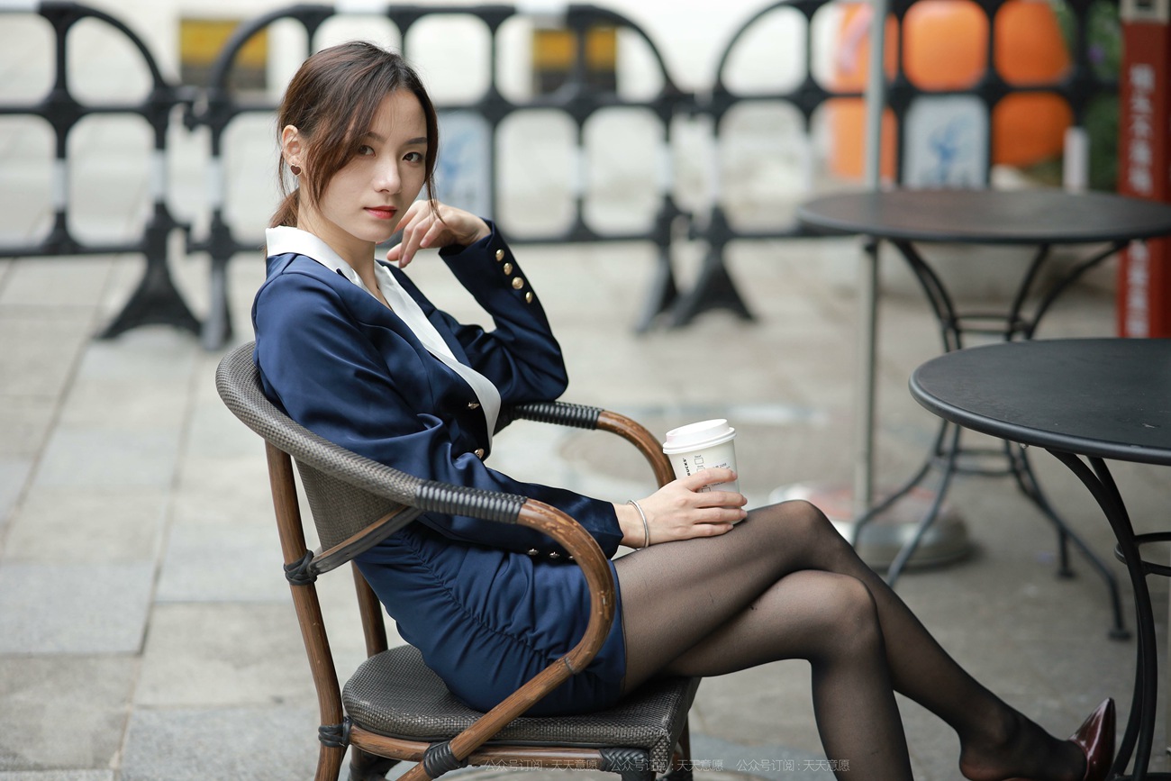 图片[71]-[IESS异思趣向] 耽丝 211121 小六的性感包臀职业装 [87P] – 速更版-美库