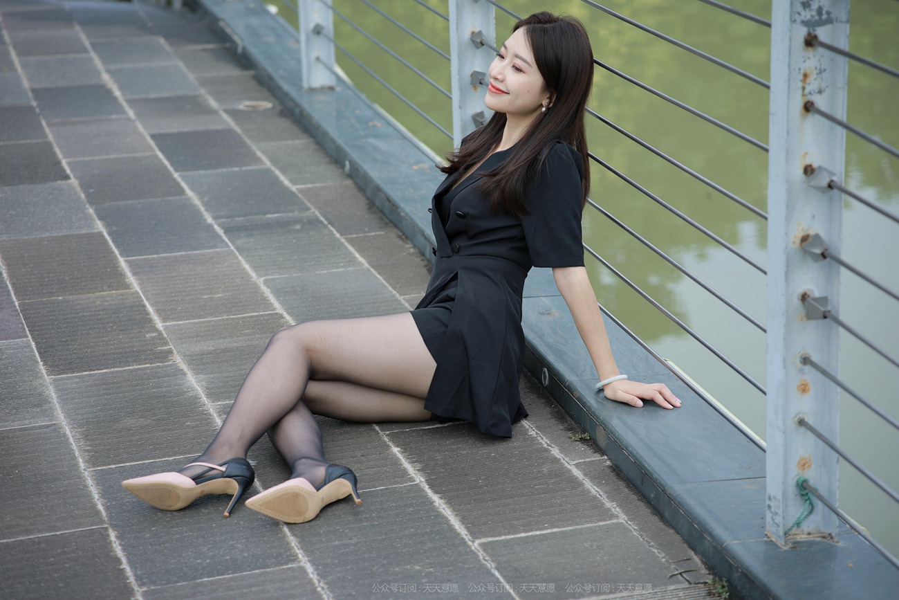 图片[61]-[IESS异思趣向] 2021.10.20 丝享家953：小婕《桥上的美女》[96P] – 速更版-美库