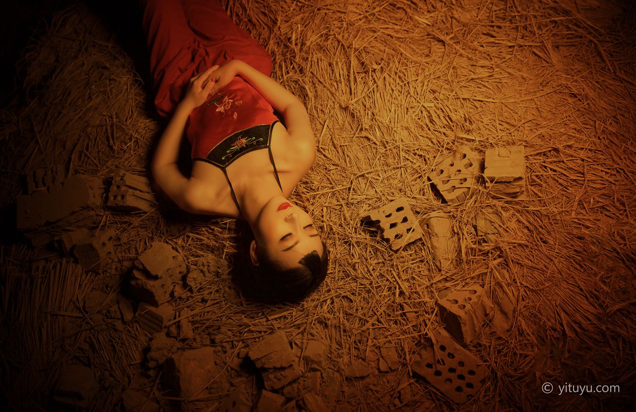 图片[16]-[YITUYU艺图语] 2021.06.07 红高粱・九儿 可可 [27P] – 速更版-美库