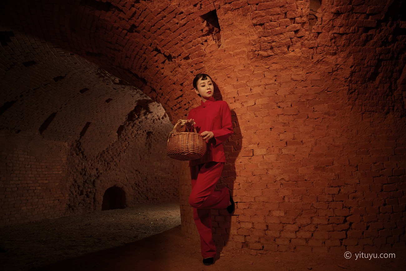 图片[26]-[YITUYU艺图语] 2021.06.07 红高粱・九儿 可可 [27P] – 速更版-美库