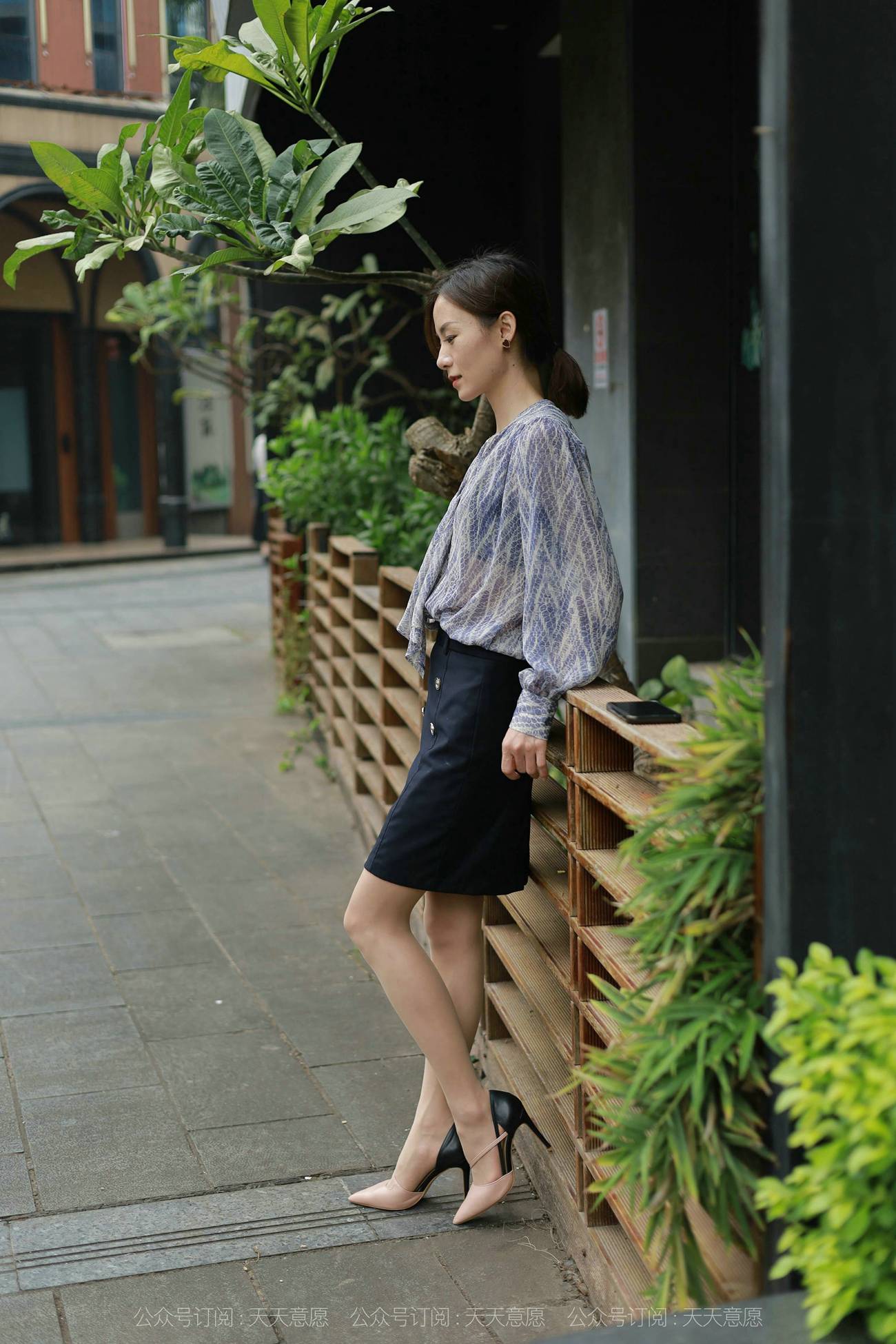 图片[53]-[IESS异思趣向] 2021.10.23 丝享家955：小六《带你去散步》[91P] – 速更版-美库