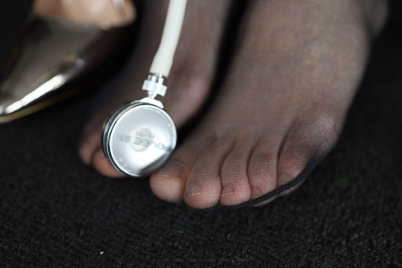 图片[28]-[IESS异思趣向] 耽丝 211106 美女医生小婕 [89P] – 速更版-美库