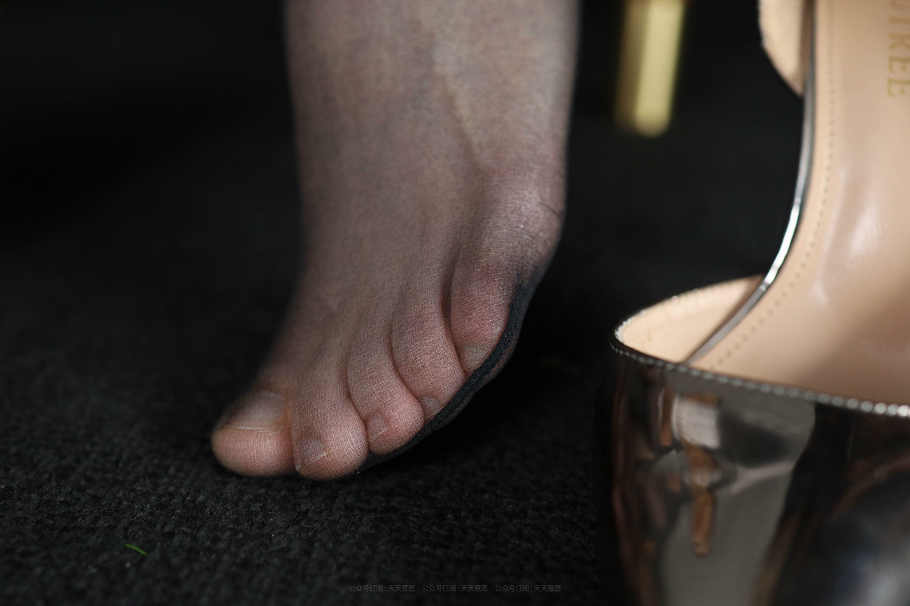 图片[27]-[IESS异思趣向] 耽丝 211106 美女医生小婕 [89P] – 速更版-美库