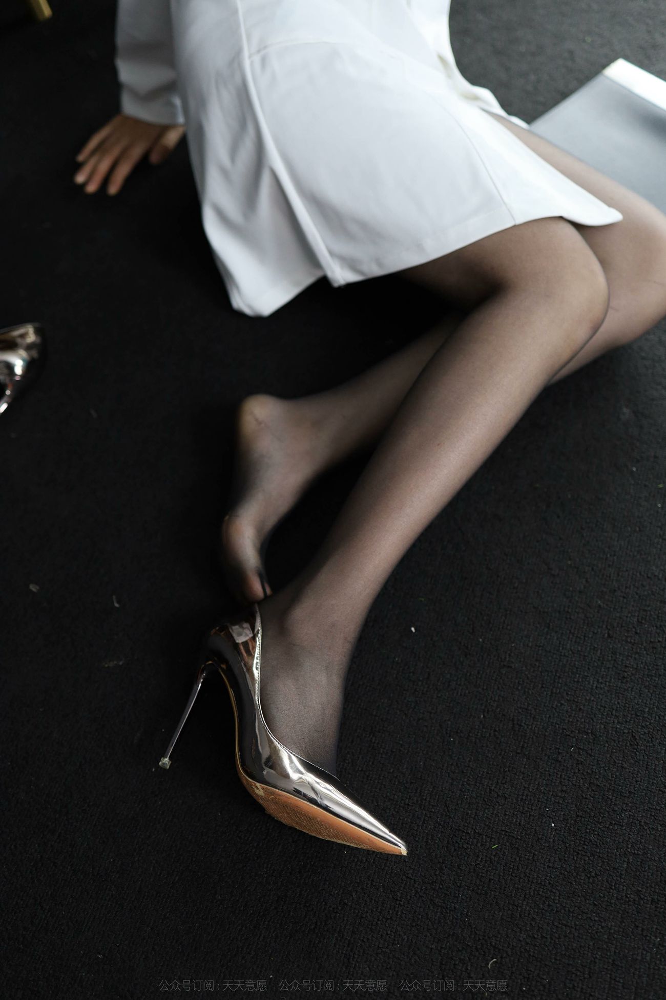 图片[57]-[IESS异思趣向] 耽丝 211106 美女医生小婕 [89P] – 速更版-美库