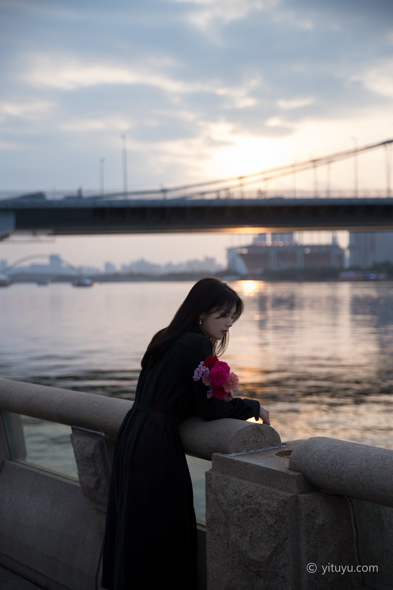 图片[33]-[YITUYU艺图语] 2021.06.16 晚风 雨文 [33P] – 速更版-美库