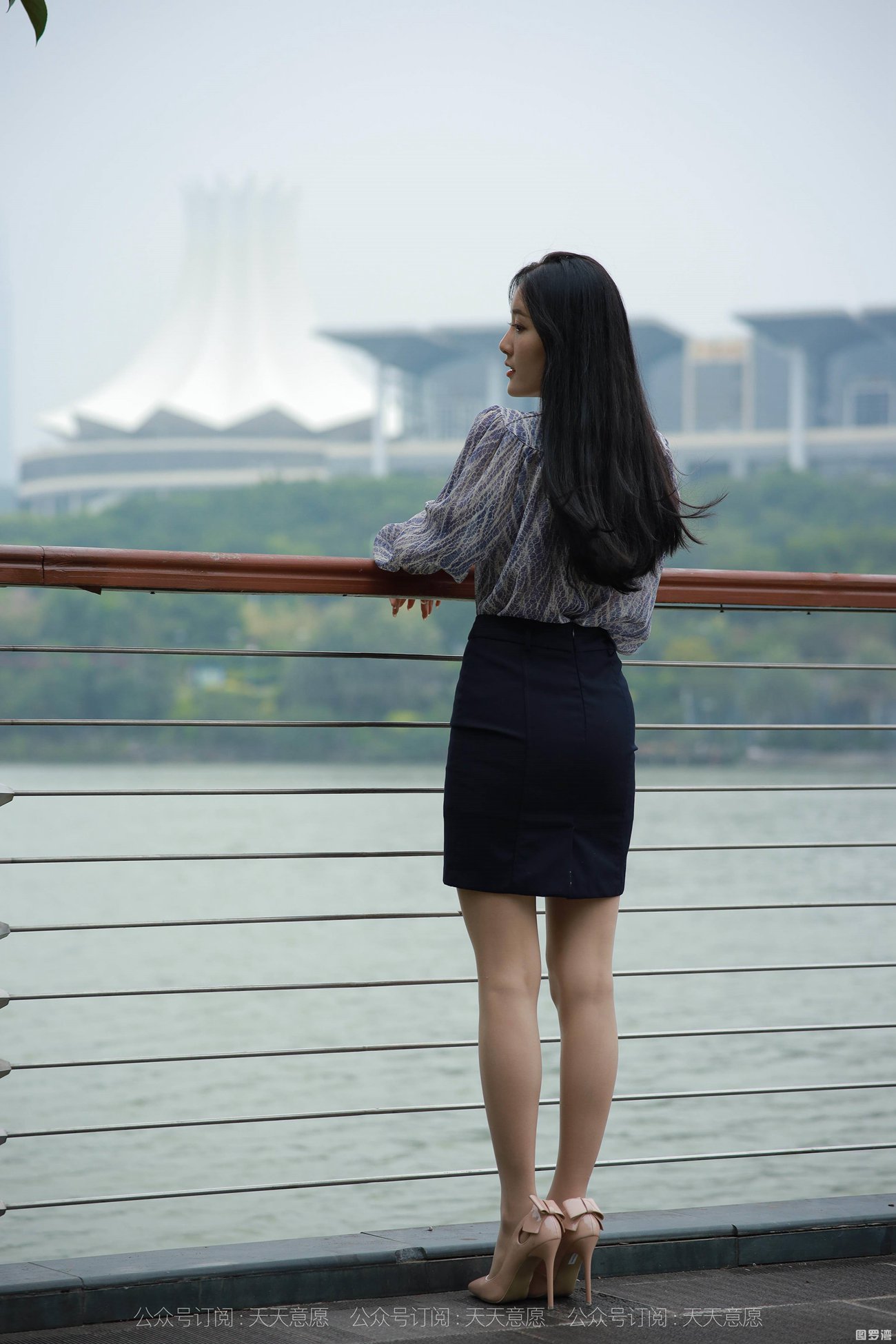 图片[44]-[IESS异思趣向] 2021.10.25 丝享家957：婉苹《公园偶遇美女》[92P] – 速更版-美库