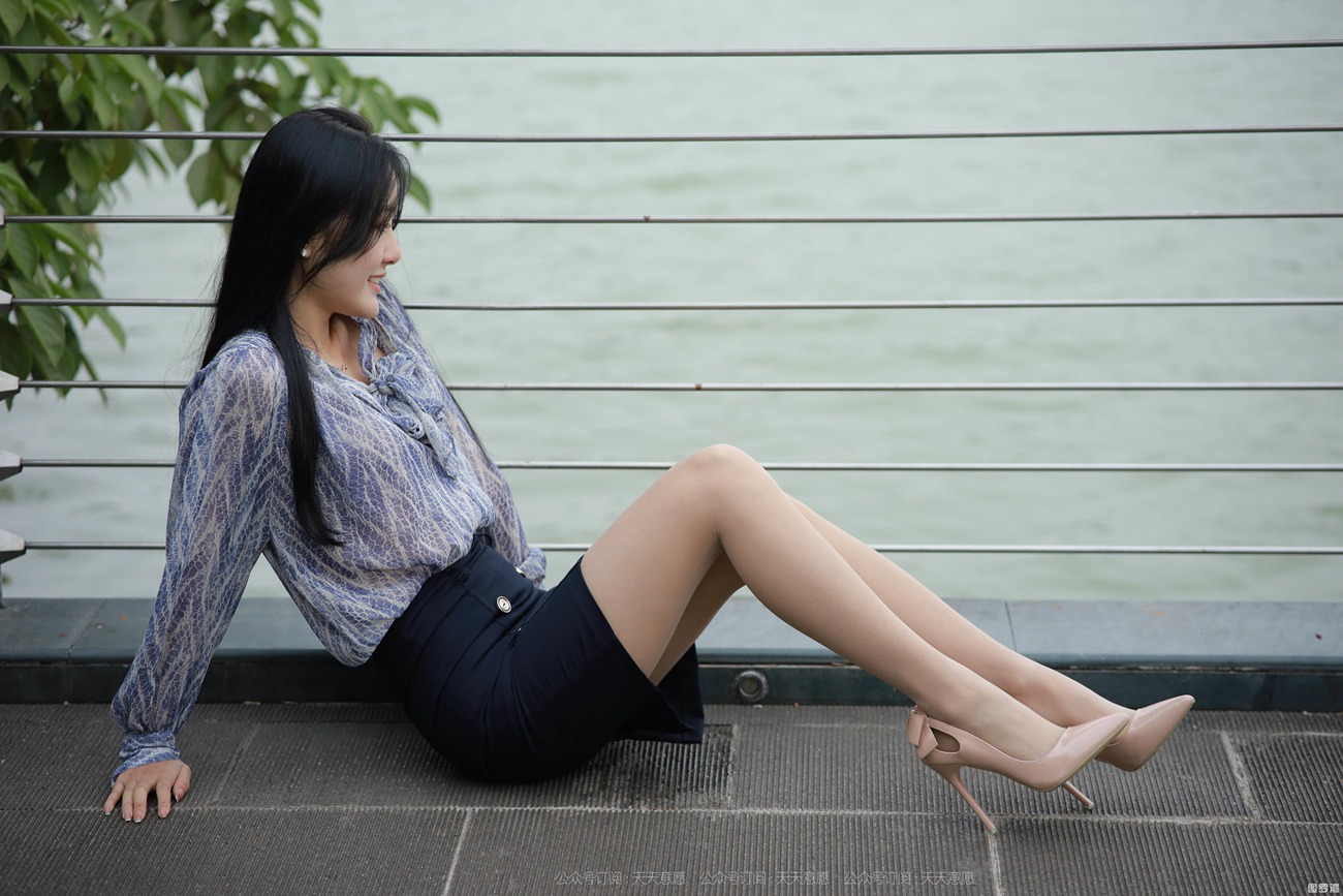 图片[55]-[IESS异思趣向] 2021.10.25 丝享家957：婉苹《公园偶遇美女》[92P] – 速更版-美库