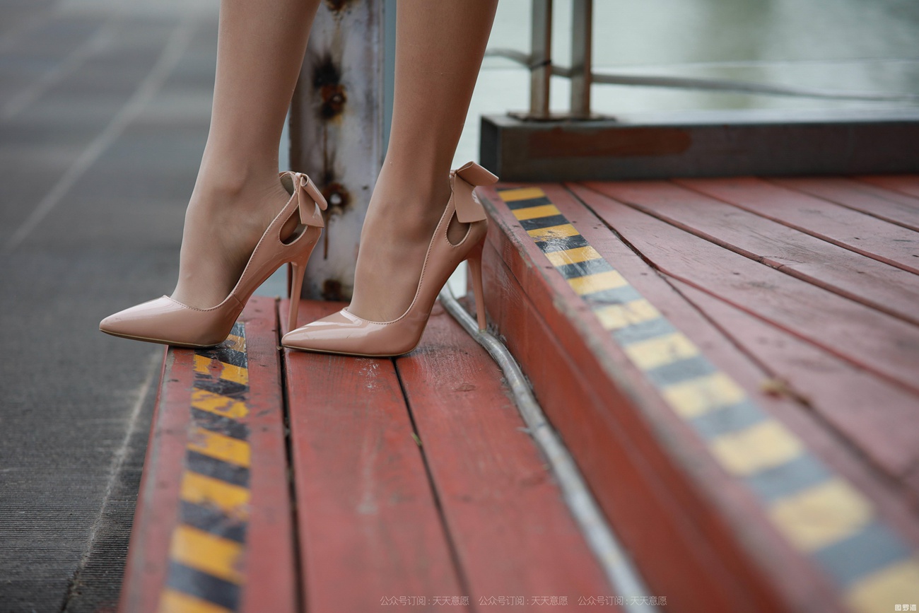 图片[74]-[IESS异思趣向] 2021.10.25 丝享家957：婉苹《公园偶遇美女》[92P] – 速更版-美库