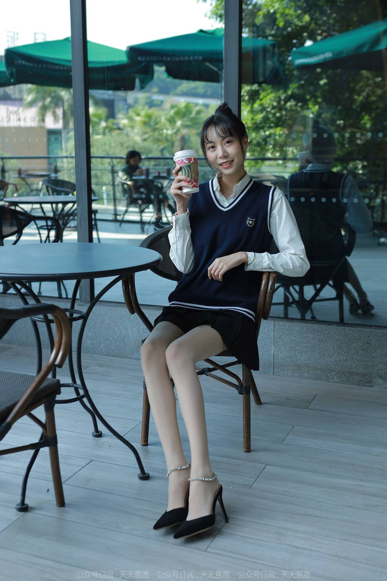 图片[17]-[IESS异思趣向] 耽丝 211110 团团的纯玉学院装 [94P] – 速更版-美库