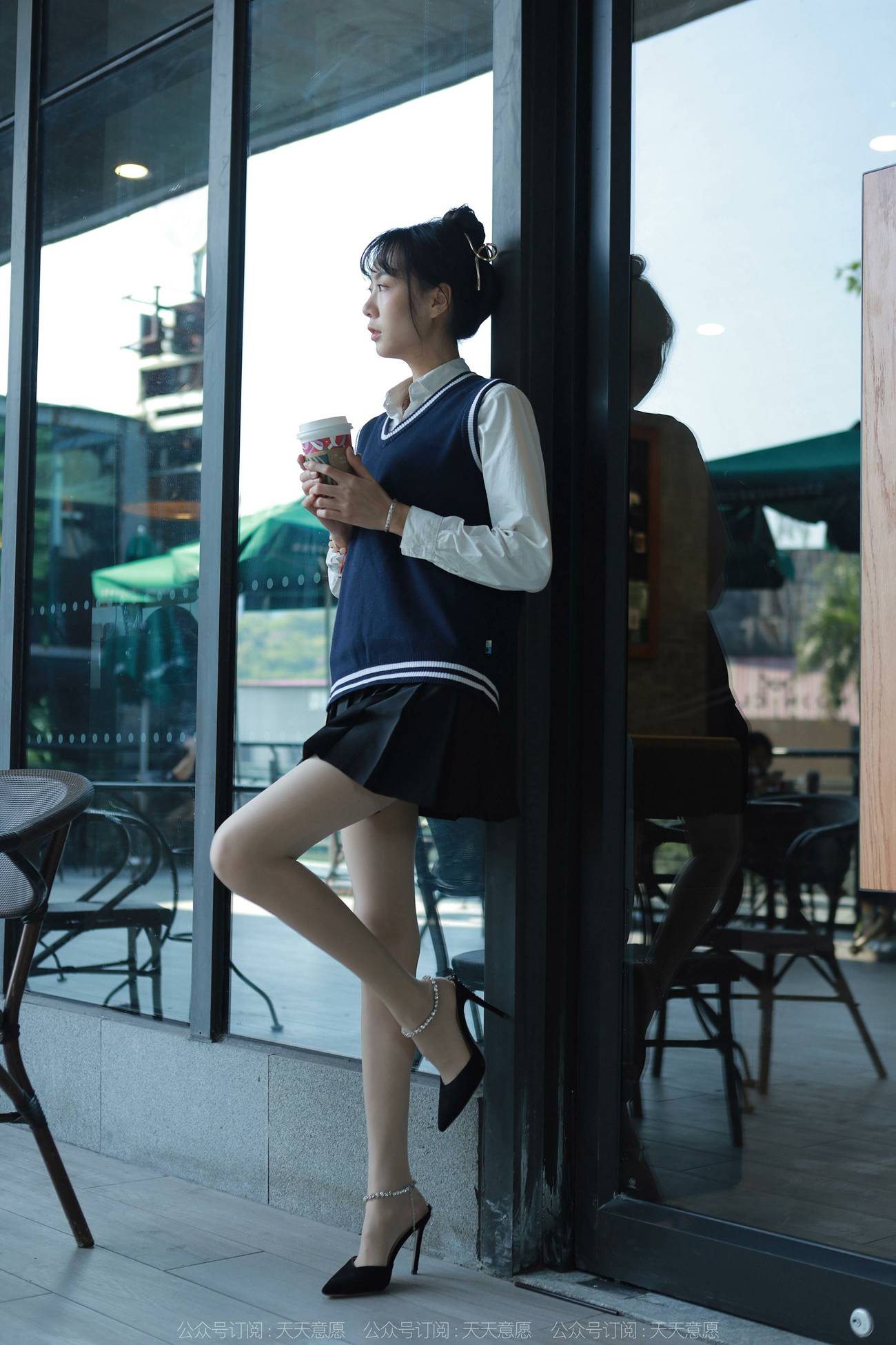 图片[22]-[IESS异思趣向] 耽丝 211110 团团的纯玉学院装 [94P] – 速更版-美库