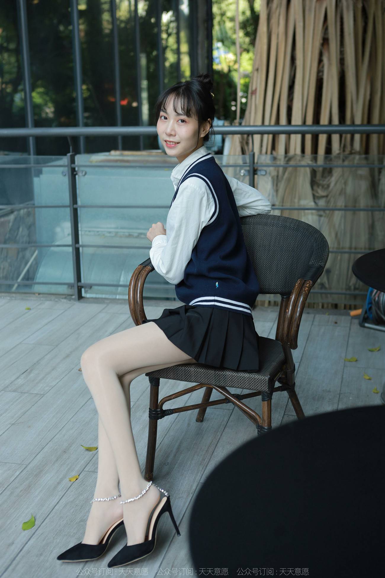 图片[47]-[IESS异思趣向] 耽丝 211110 团团的纯玉学院装 [94P] – 速更版-美库