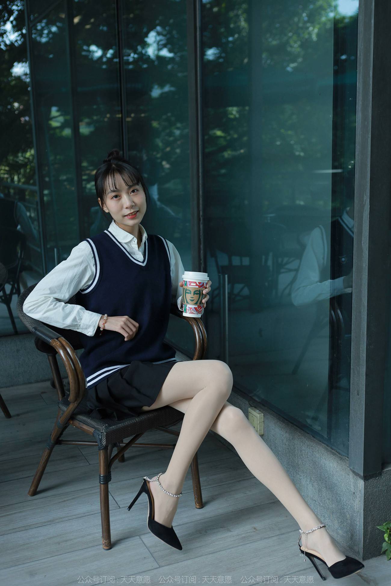 图片[63]-[IESS异思趣向] 耽丝 211110 团团的纯玉学院装 [94P] – 速更版-美库