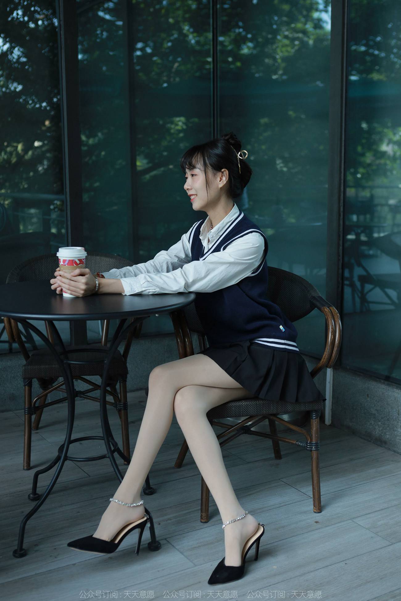 图片[76]-[IESS异思趣向] 耽丝 211110 团团的纯玉学院装 [94P] – 速更版-美库