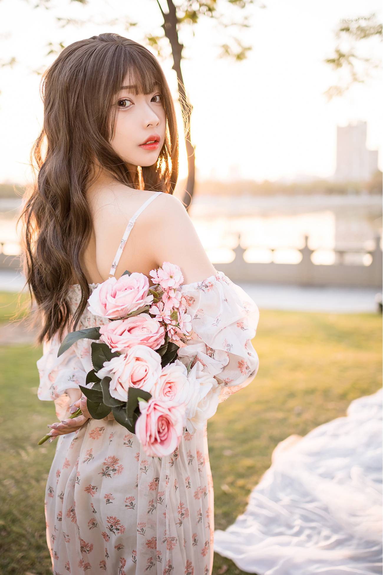 图片[31]-[YALAYI雅拉伊] 2022.02.16 NO.896 希望的阳光 阿禾 [46P] – 速更版-美库