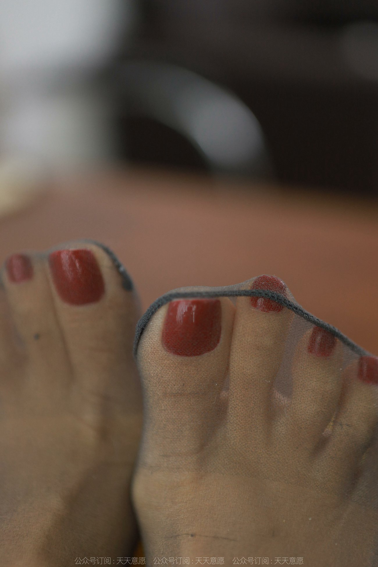 图片[76]-[IESS异思趣向] 耽丝 211118 美子桌下的红色高跟鞋 [106P] – 速更版-美库