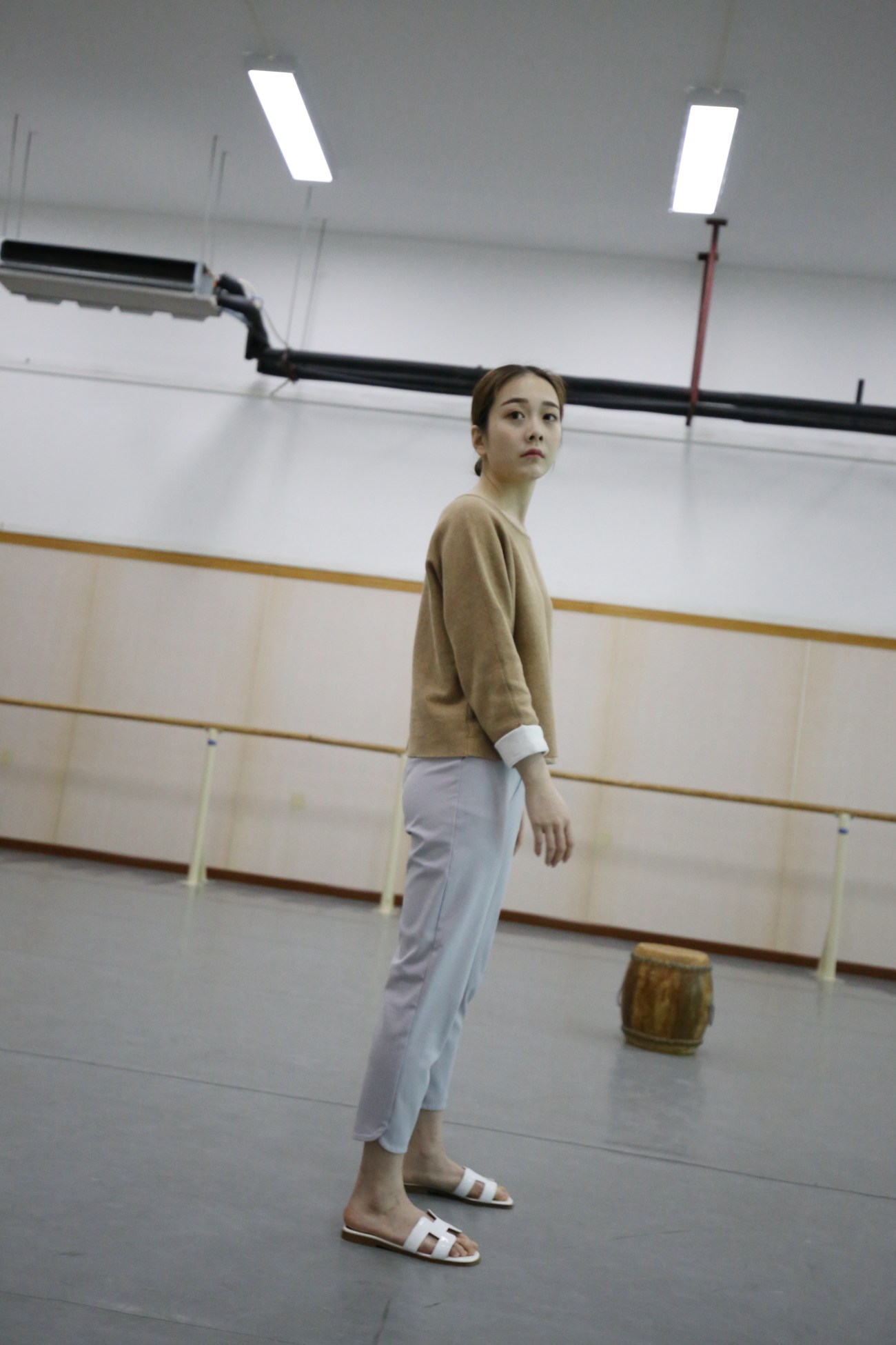 图片[26]-大西瓜爱牙膏-早期作品-Z1 休闲裤少女 [180P] – 速更版-美库