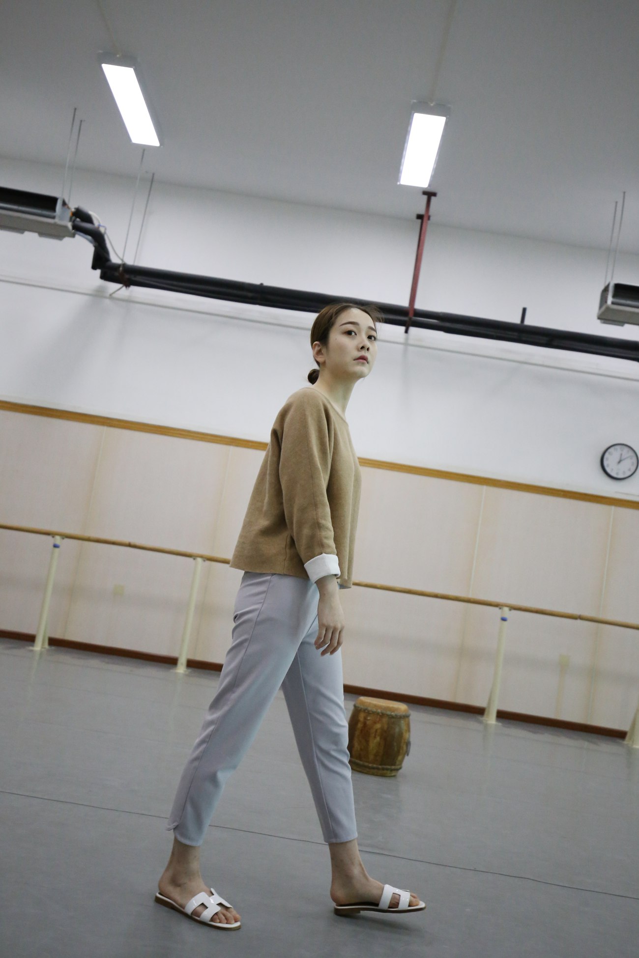 图片[27]-大西瓜爱牙膏-早期作品-Z1 休闲裤少女 [180P] – 速更版-美库