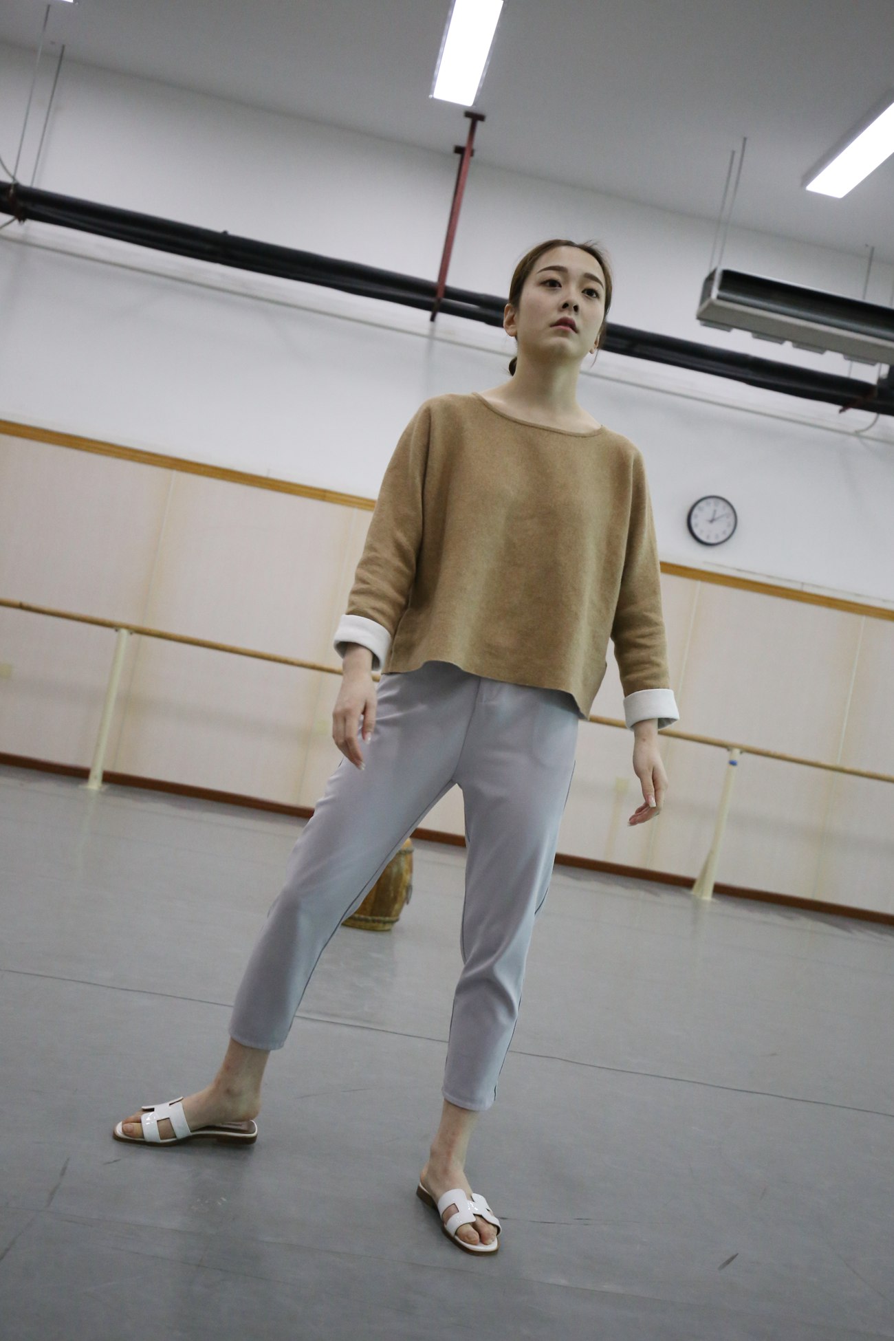 图片[34]-大西瓜爱牙膏-早期作品-Z1 休闲裤少女 [180P] – 速更版-美库