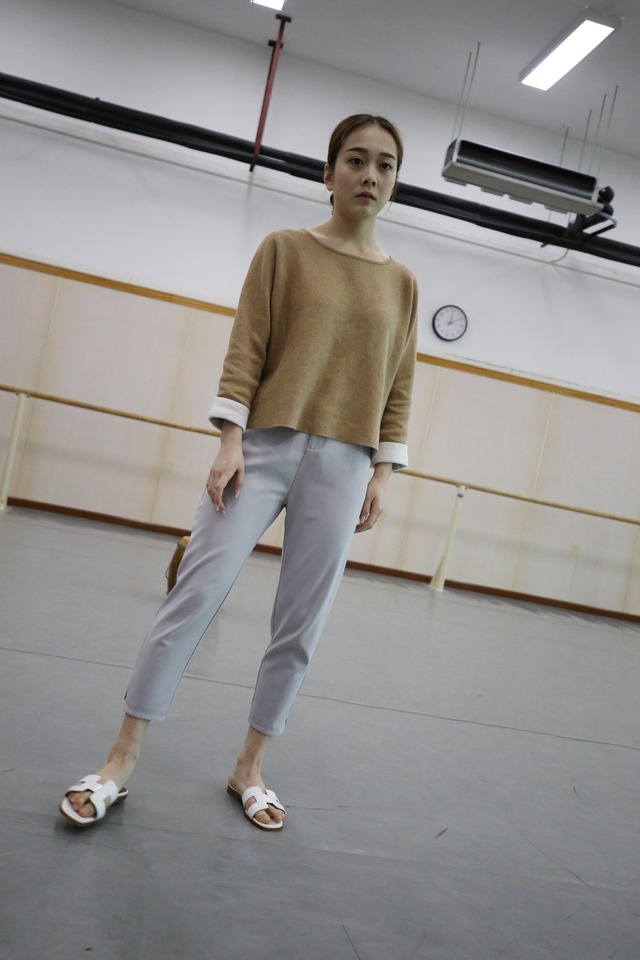 图片[37]-大西瓜爱牙膏-早期作品-Z1 休闲裤少女 [180P] – 速更版-美库