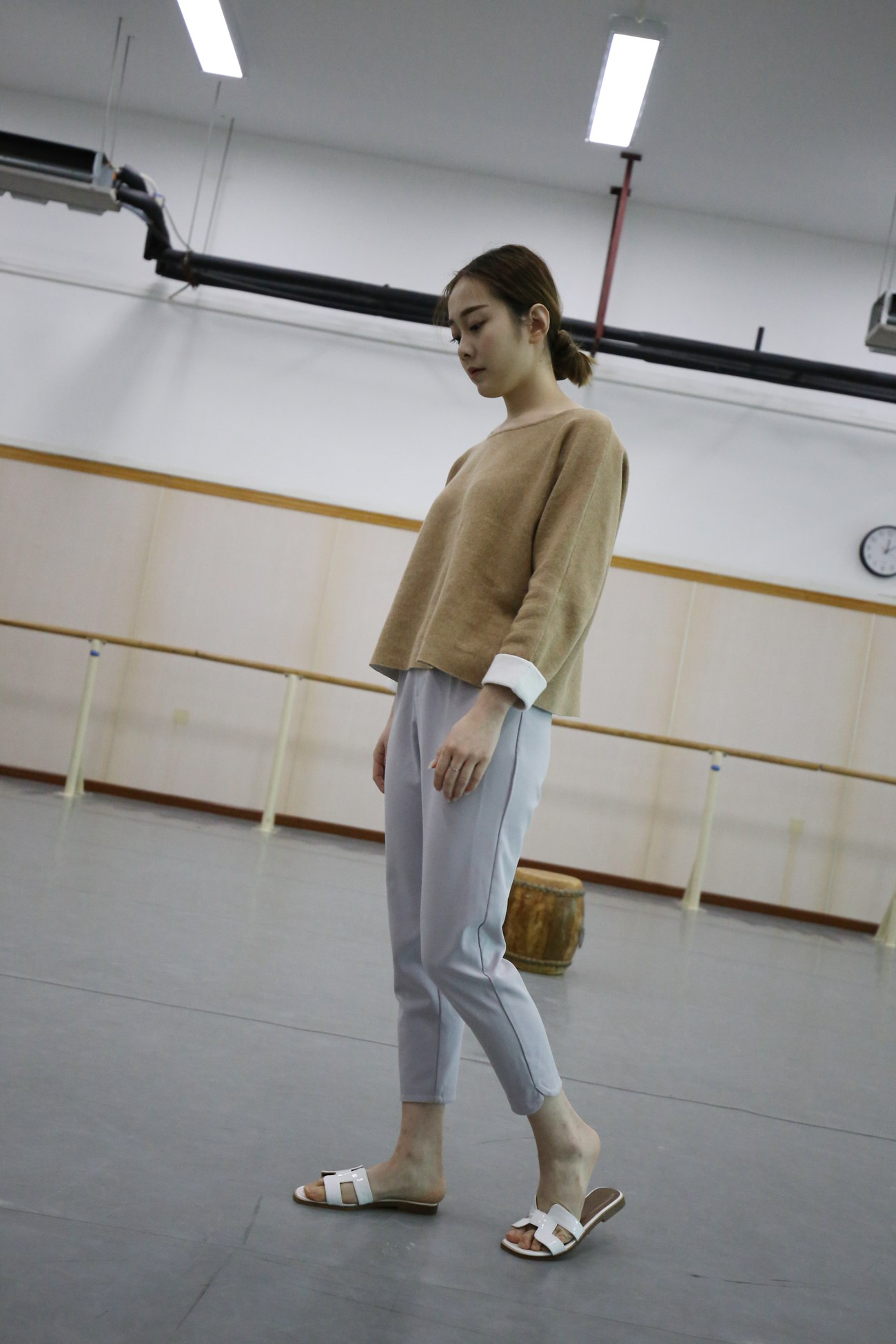 图片[43]-大西瓜爱牙膏-早期作品-Z1 休闲裤少女 [180P] – 速更版-美库