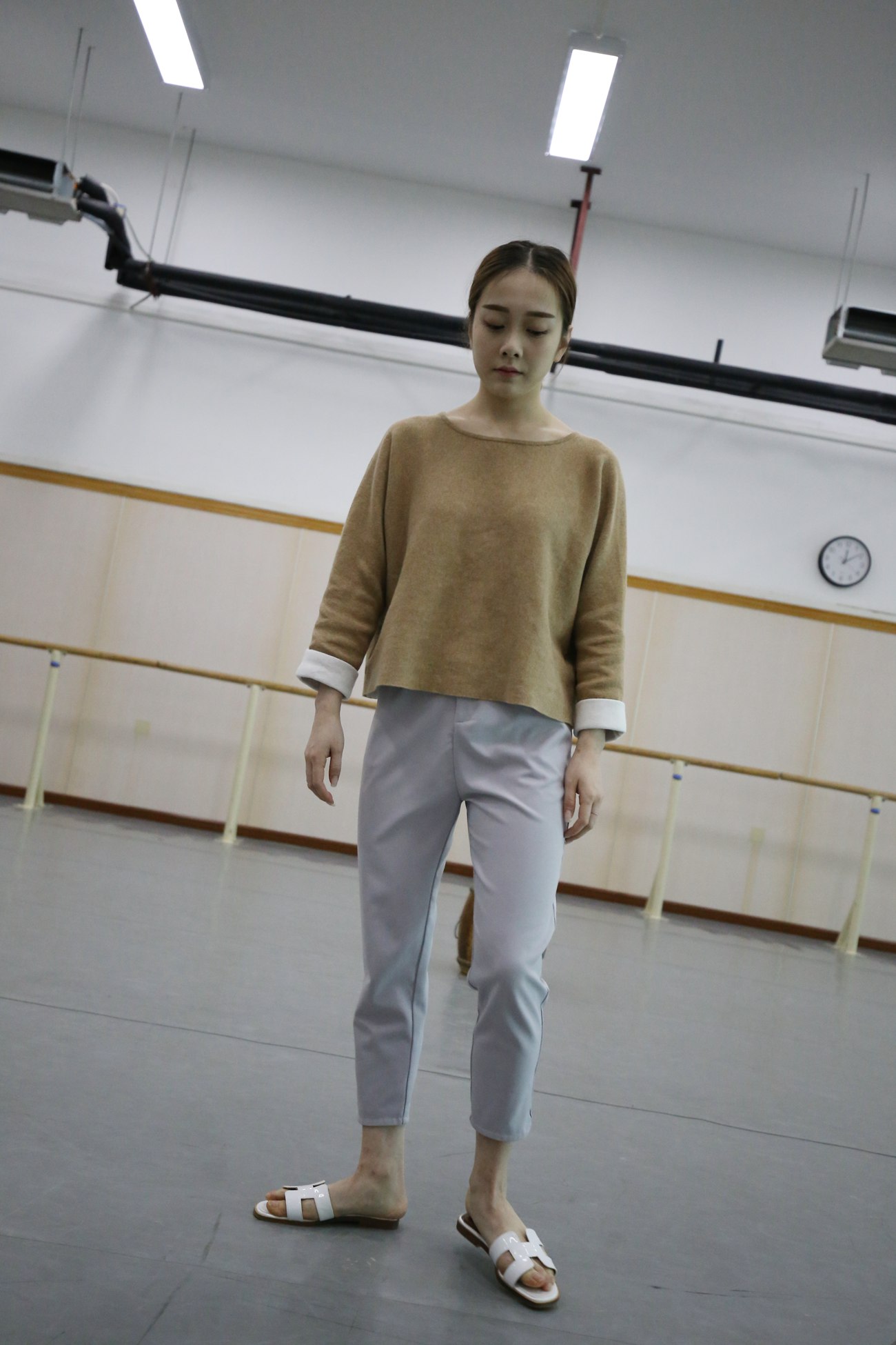 图片[44]-大西瓜爱牙膏-早期作品-Z1 休闲裤少女 [180P] – 速更版-美库